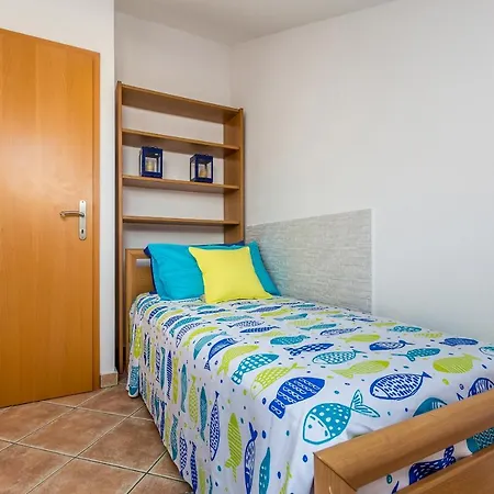 Sea Hideaway Apartment